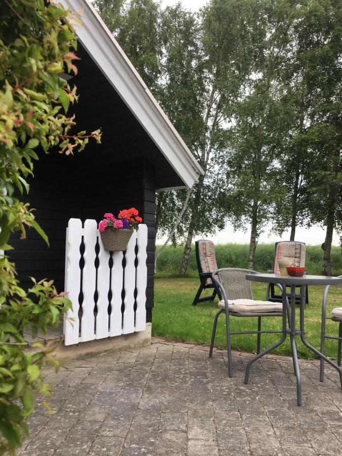 Stunning Romantic Cabin Close To Baltic See Idestrup Exteriér fotografie